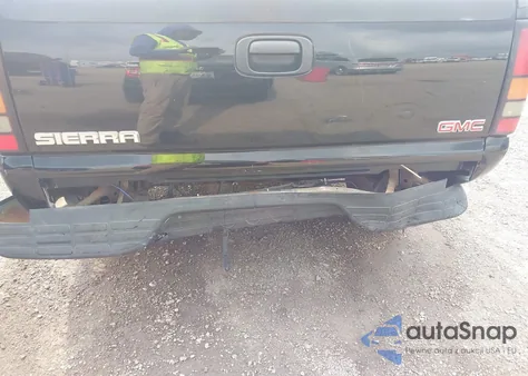 2007 GMC Sierra 1500 Classic Work z USA, uszkodzony, nr VIN 3GTEC14X17G183313